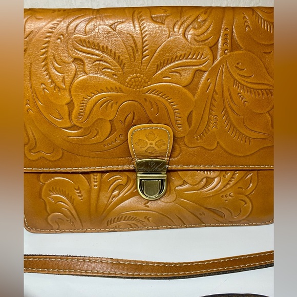 Patricia Nash Tooled Crossbody Genuine Leather - Picture 2 of 9